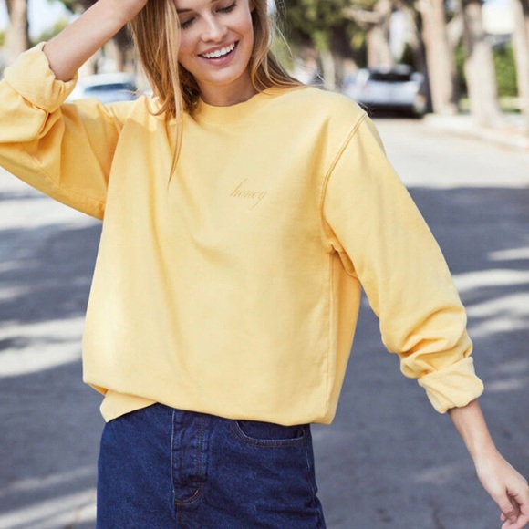 Brandy Melville yellow Honey crewneck 🍯 - Picture 8 of 8